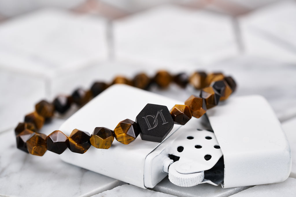 Beads bracelet for men: onyx & tiger's eye