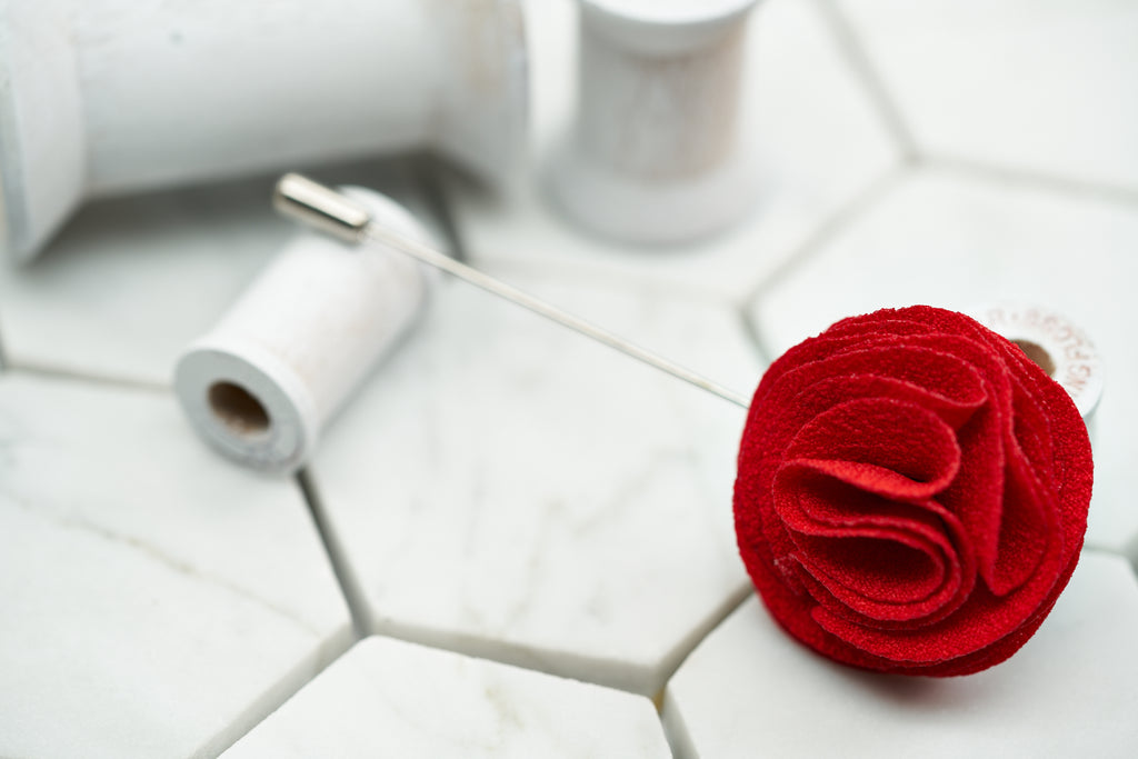 Zipper Flower Pin - Red — Steller Handcrafted Goods